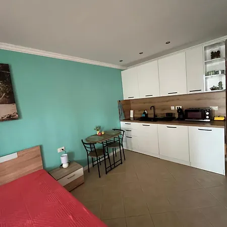 Aquamarine In Santa Marina סוזופול