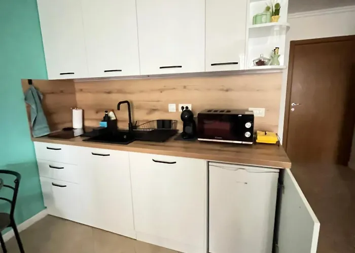 Aquamarine In Santa Marina Apartament *